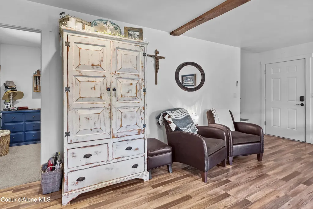 8702 E Scout Trail Road Athol ID 83801