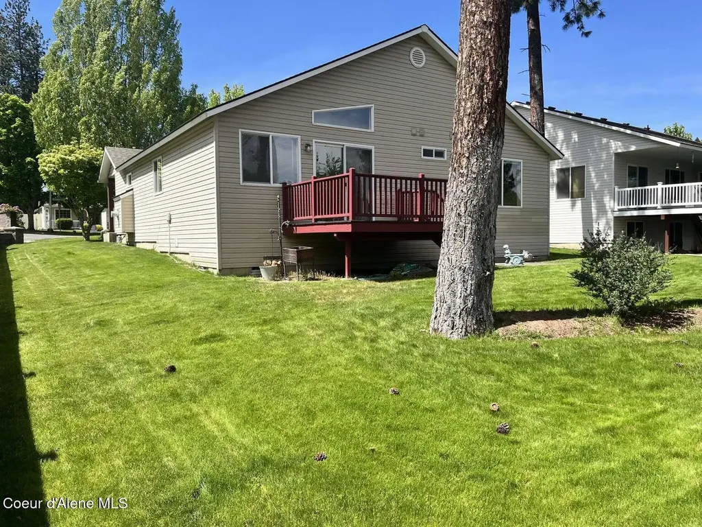 5254 E Steamboat Bend Post Falls ID 83854