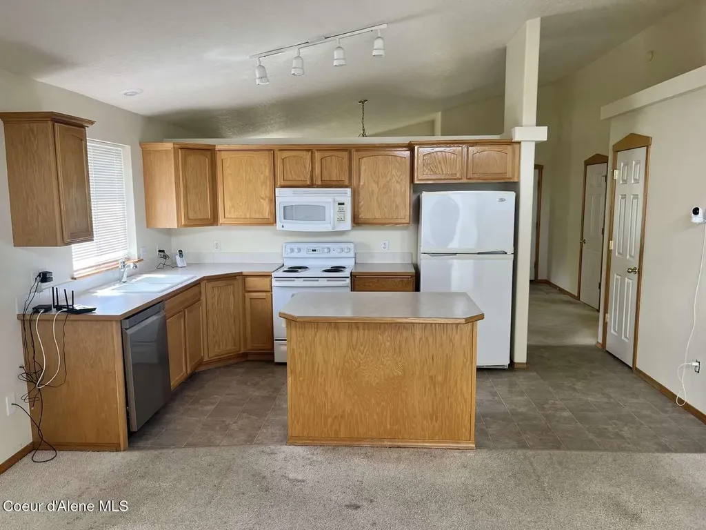 5254 E Steamboat Bend Post Falls ID 83854
