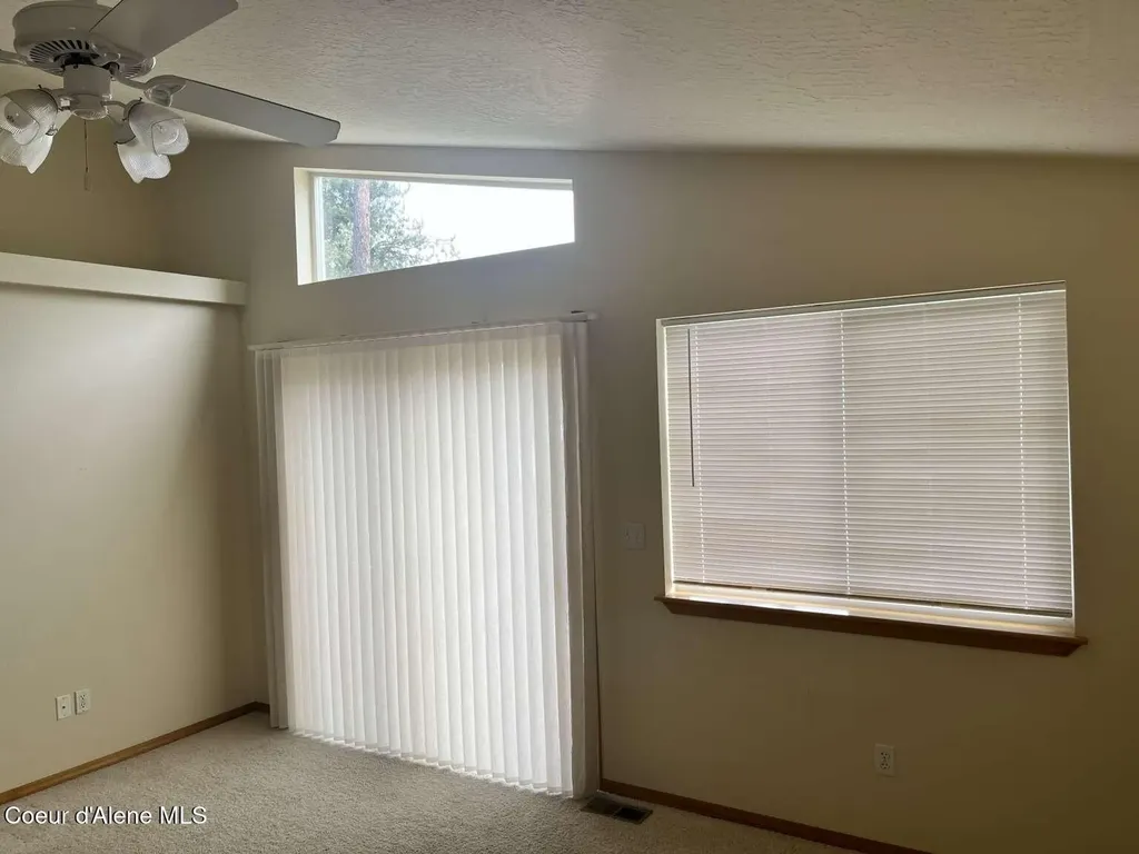 5254 E Steamboat Bend Post Falls ID 83854
