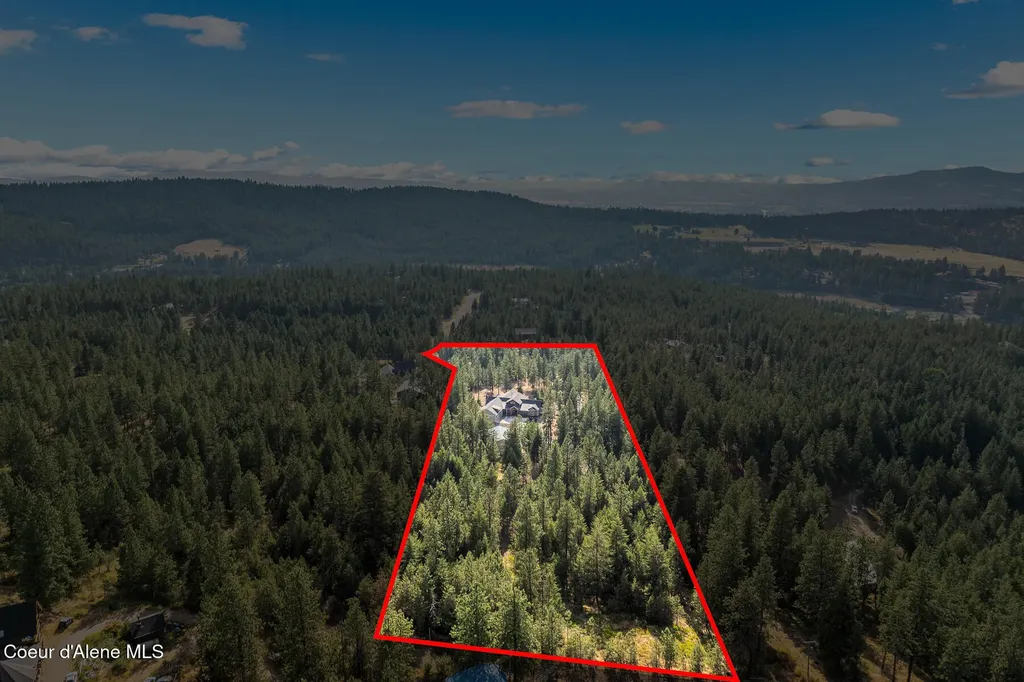 19643 W Treend Road Post Falls ID 83854