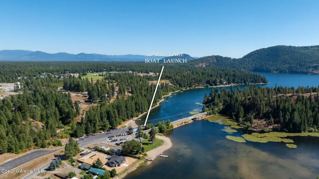 7060 W Tesemini Drive Spirit Lake ID 83869