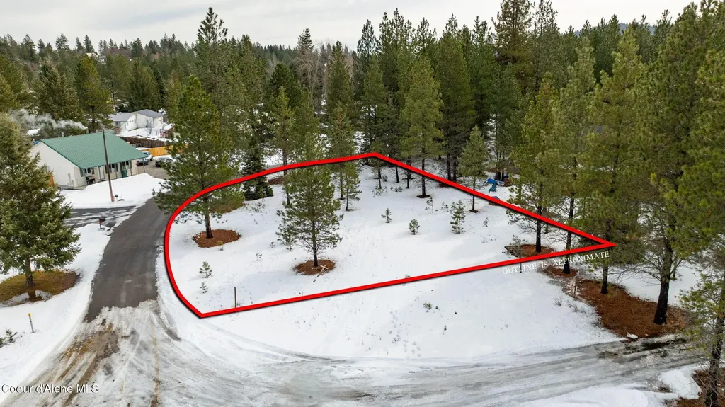 7060 W Tesemini Drive Spirit Lake ID 83869
