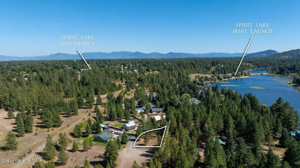 7060 W Tesemini Drive Spirit Lake ID 83869