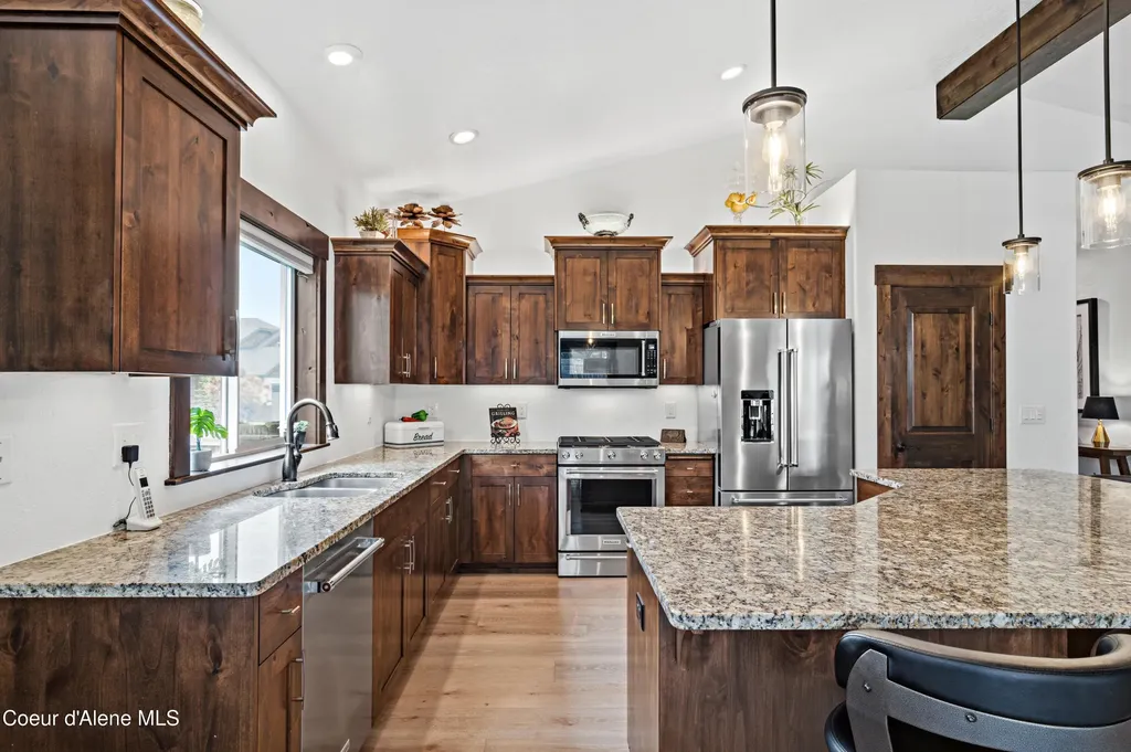 8729 N Stable Trace Court Hayden ID 83835