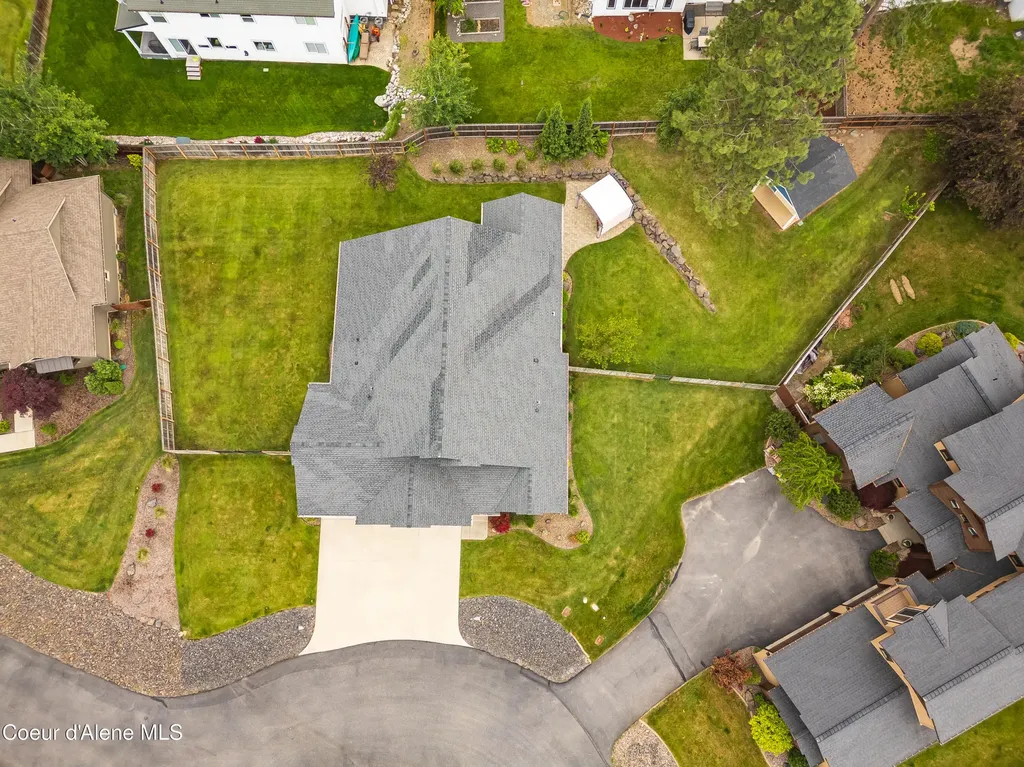 8729 N Stable Trace Court Hayden ID 83835