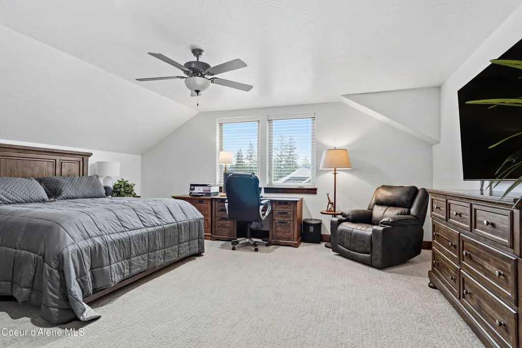 8729 N Stable Trace Court Hayden ID 83835