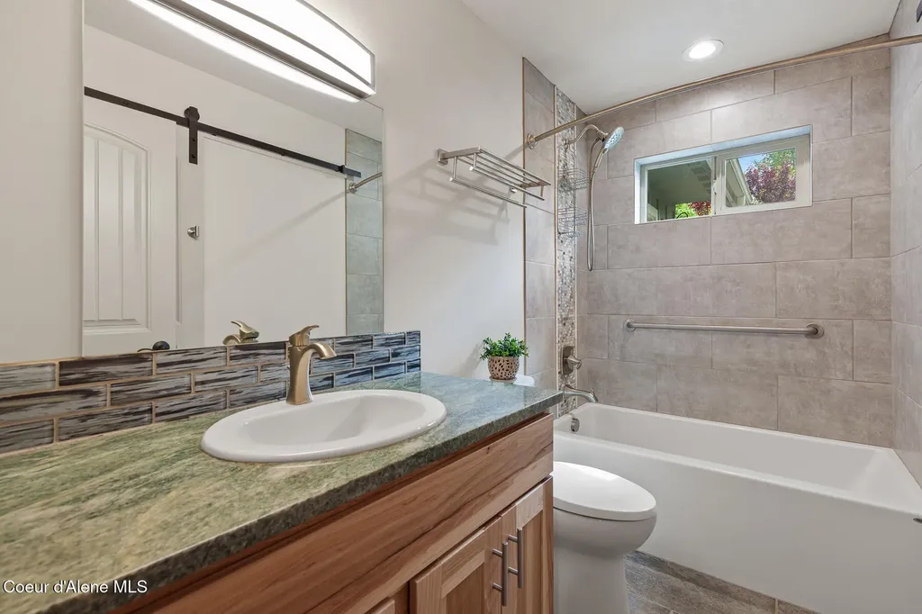 123 Hanson Court Dover ID 83825