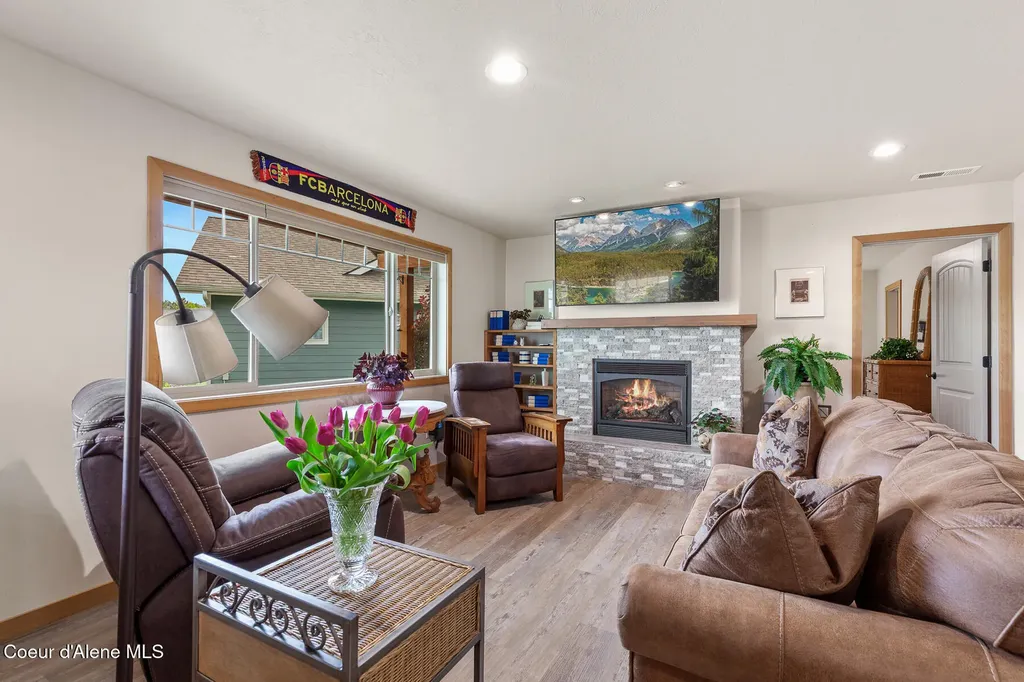 123 Hanson Court Dover ID 83825