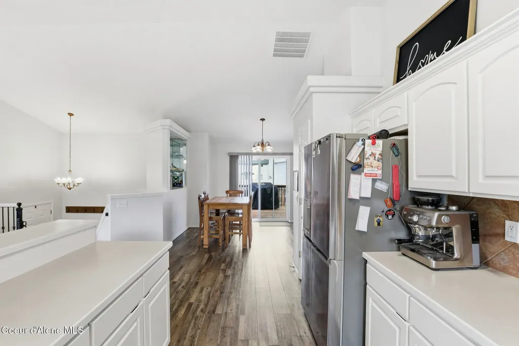8814 N Torrey Lane Hayden ID 83835