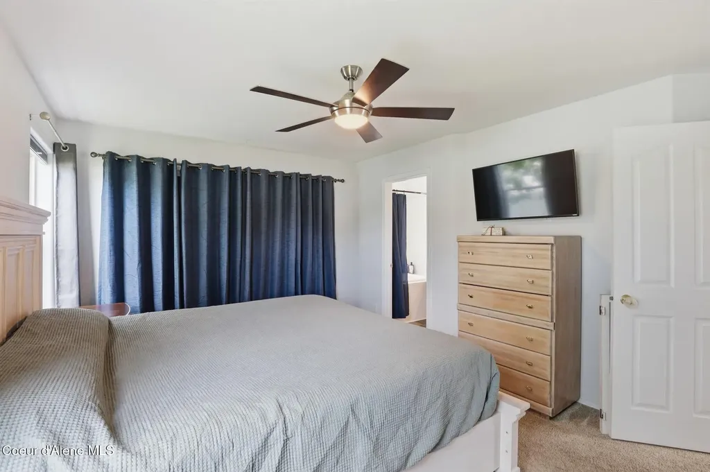 8814 N Torrey Lane Hayden ID 83835