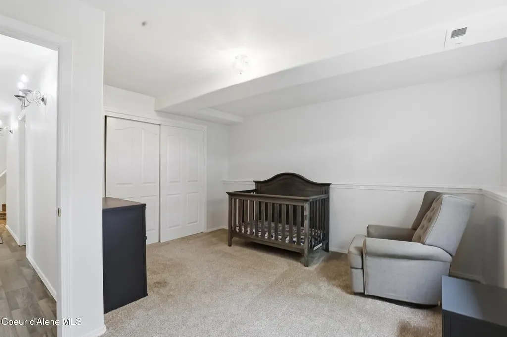8814 N Torrey Lane Hayden ID 83835