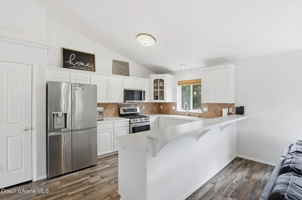 8814 N Torrey Lane Hayden ID 83835