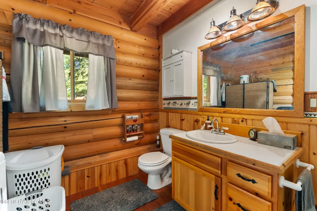 70 Hawkins Road Sagle ID 83860