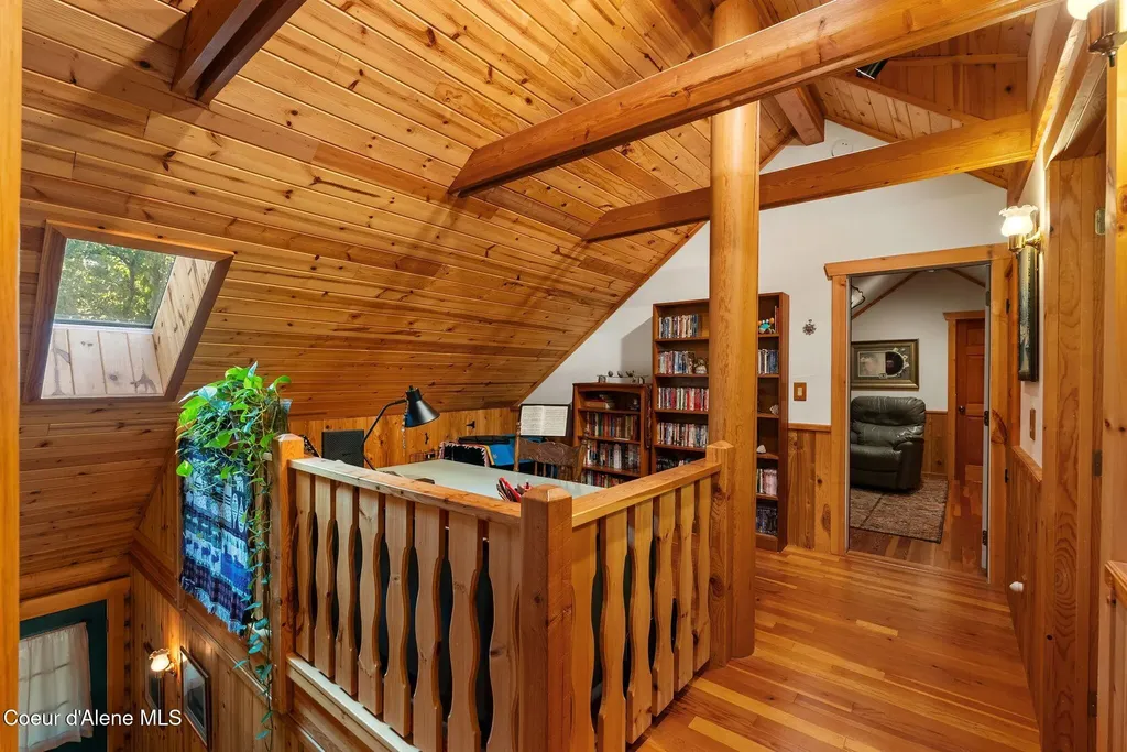 70 Hawkins Road Sagle ID 83860