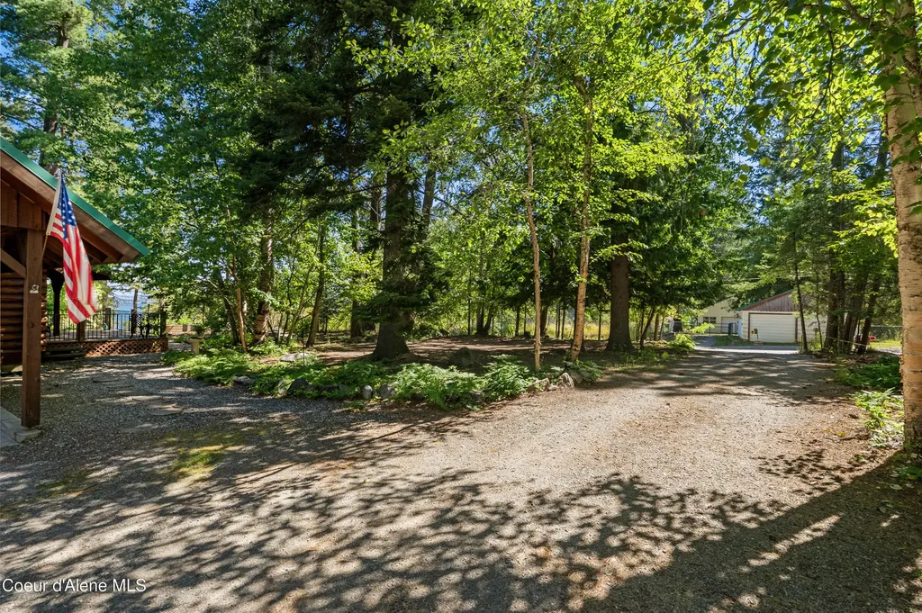70 Hawkins Road Sagle ID 83860