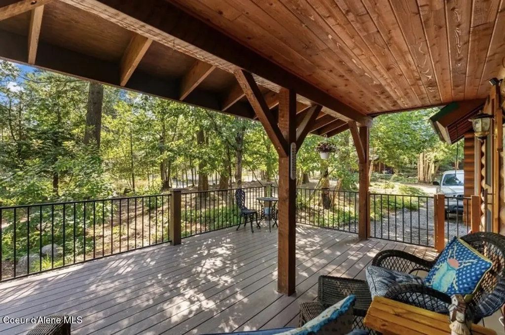 70 Hawkins Road Sagle ID 83860