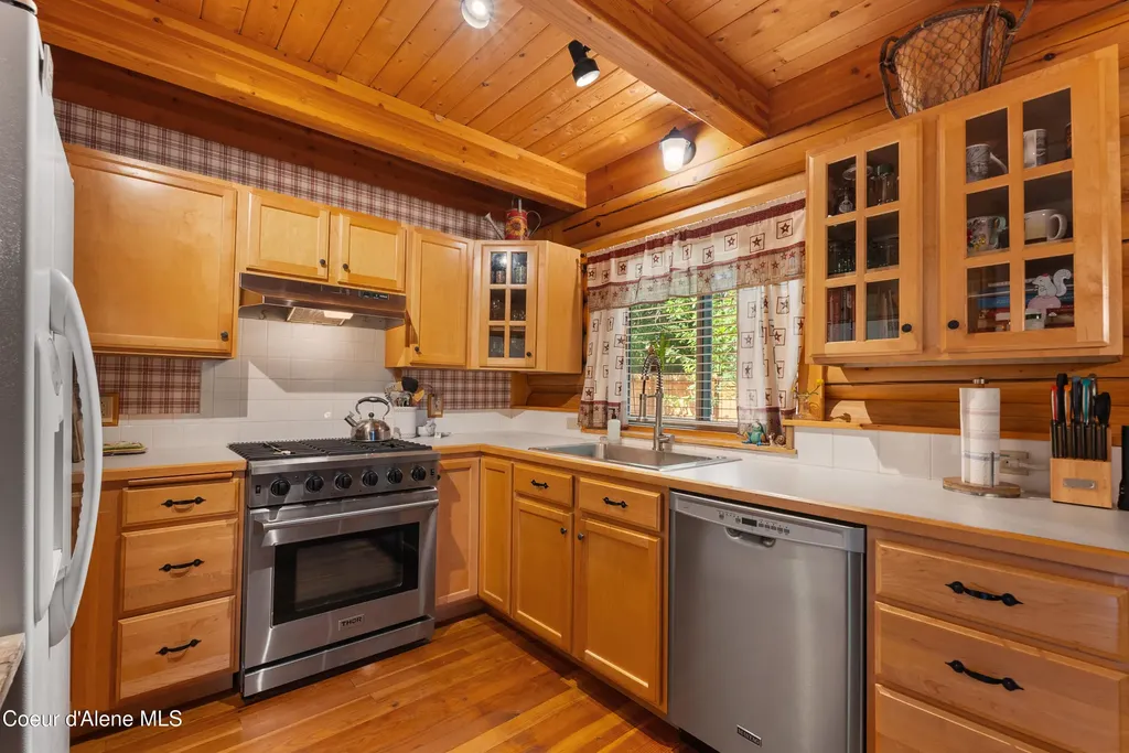 70 Hawkins Road Sagle ID 83860