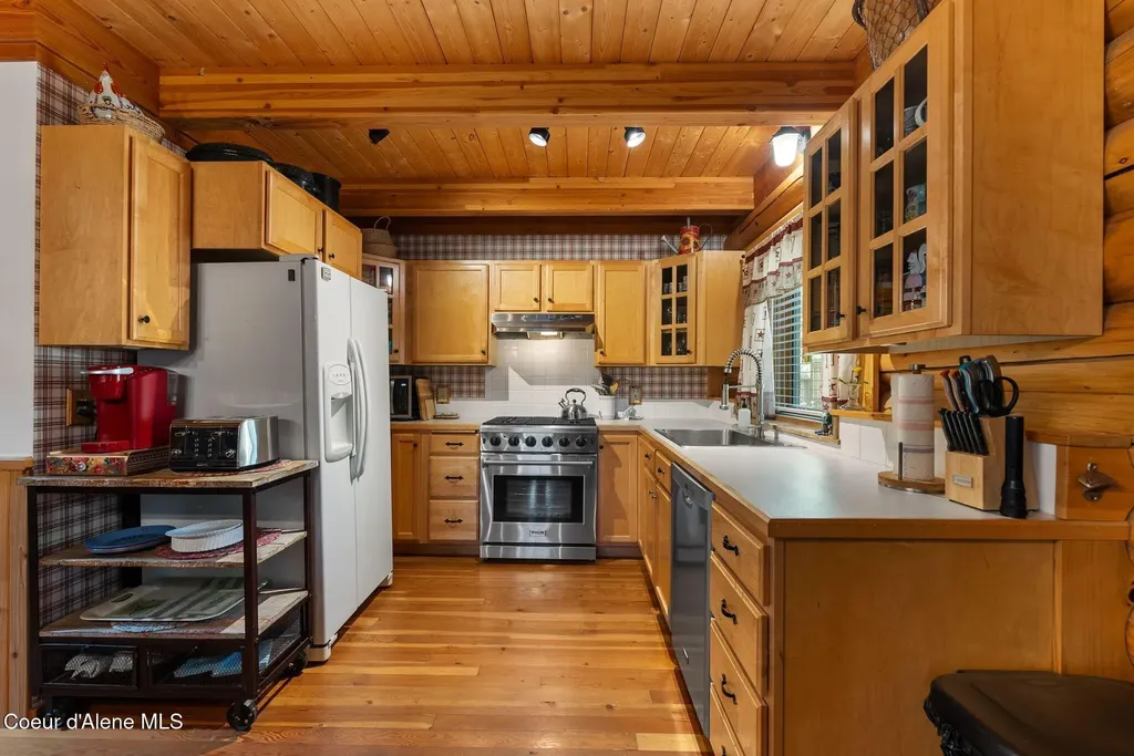 70 Hawkins Road Sagle ID 83860