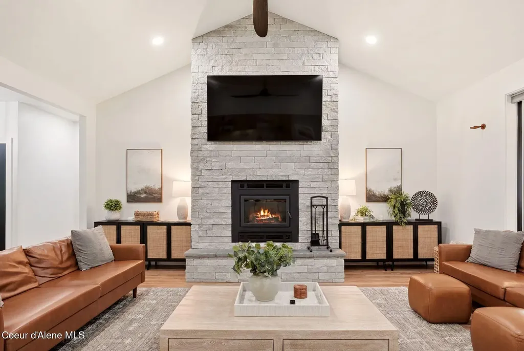 95 Klickitat Road Cocolalla ID 83813