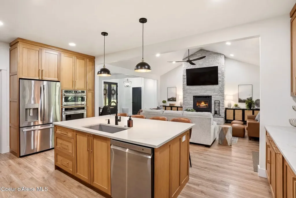 95 Klickitat Road Cocolalla ID 83813
