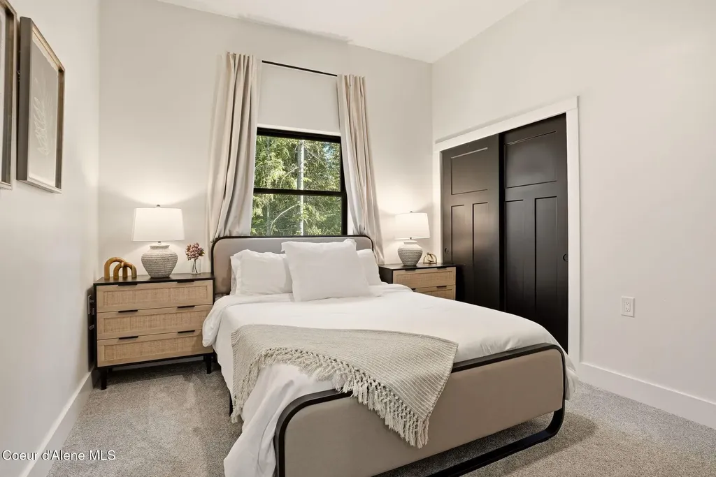 95 Klickitat Road Cocolalla ID 83813
