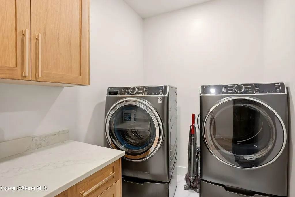 95 Klickitat Road Cocolalla ID 83813