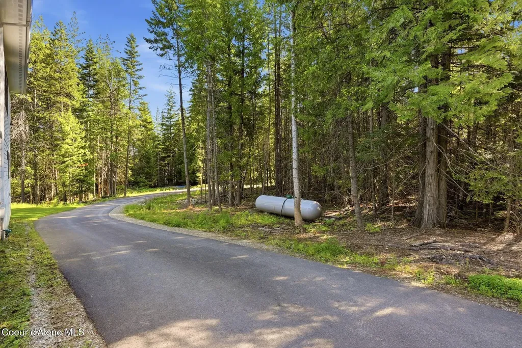 95 Klickitat Road Cocolalla ID 83813