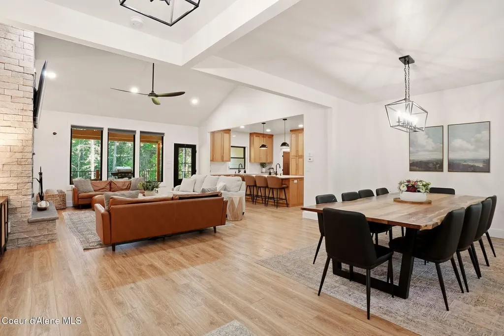 95 Klickitat Road Cocolalla ID 83813