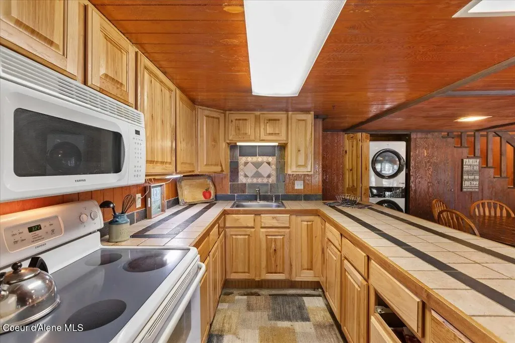 7355 E Cumberland Court Hayden ID 83835