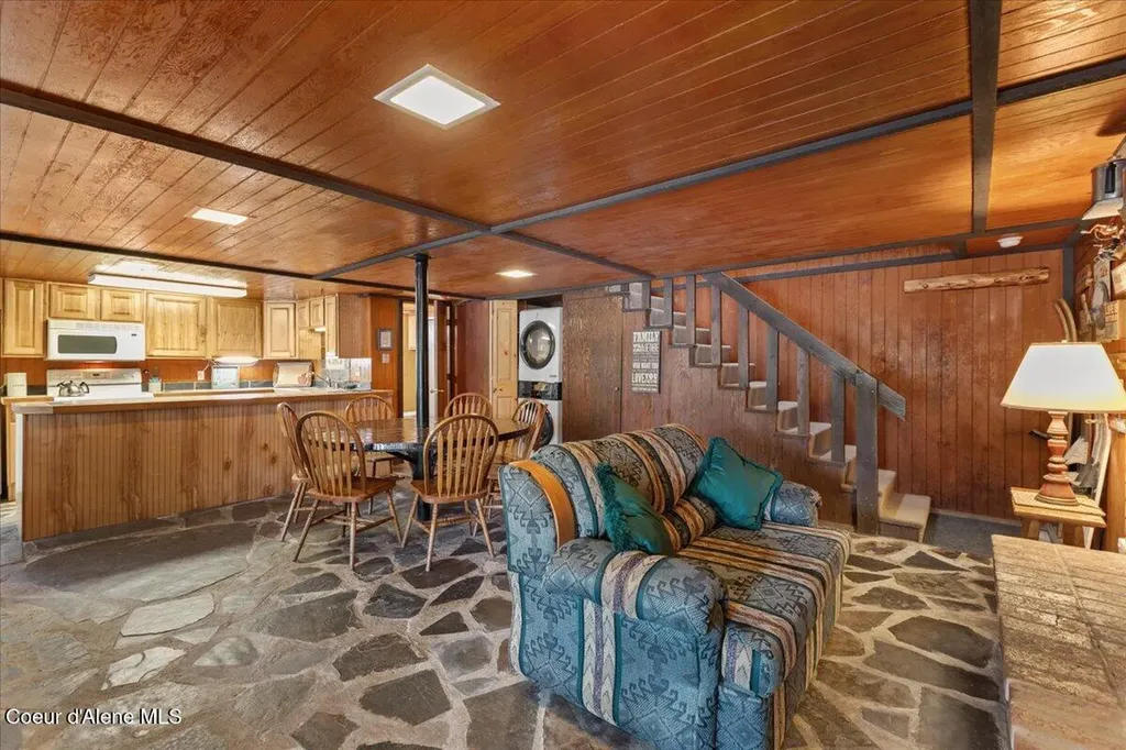 7355 E Cumberland Court Hayden ID 83835