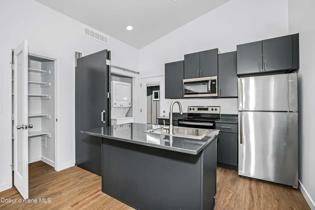 1608 Cedar Street Sandpoint ID 83864