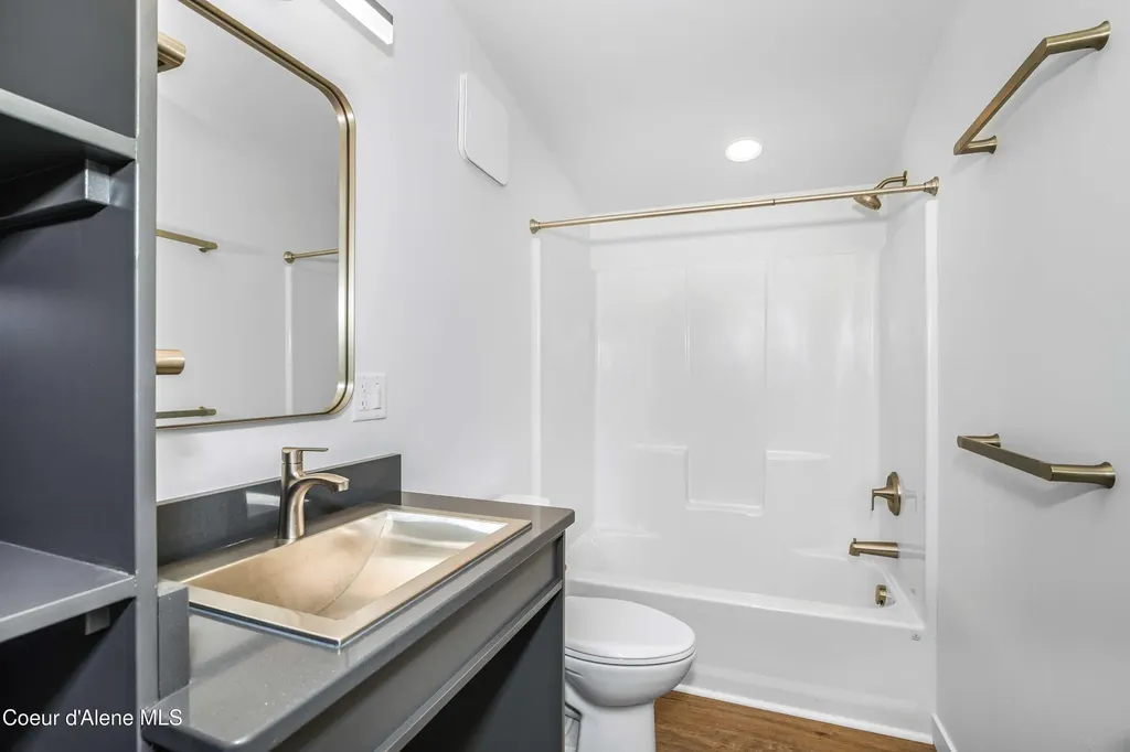 1608 Cedar Street Sandpoint ID 83864