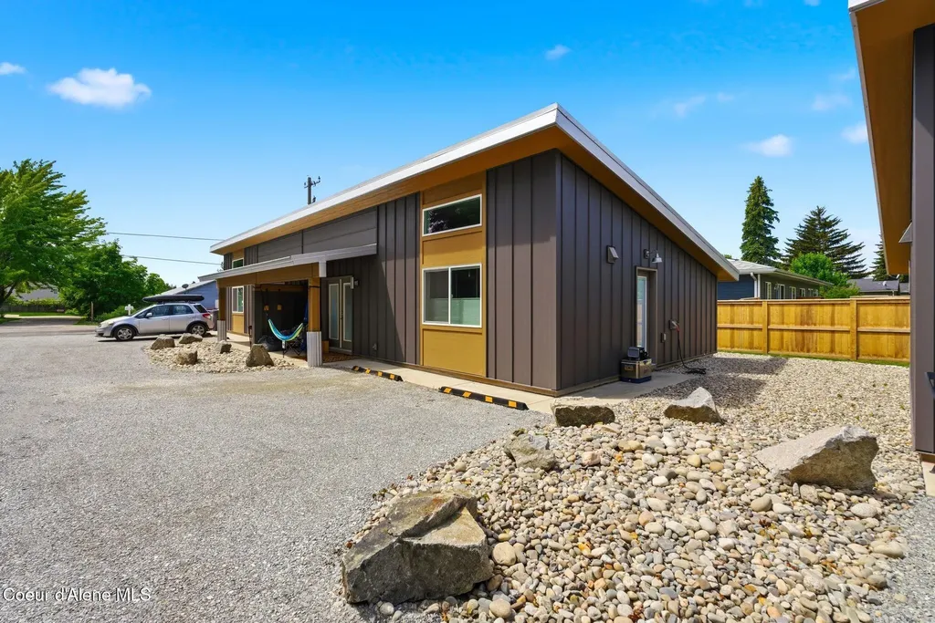 1608 Cedar Street Sandpoint ID 83864