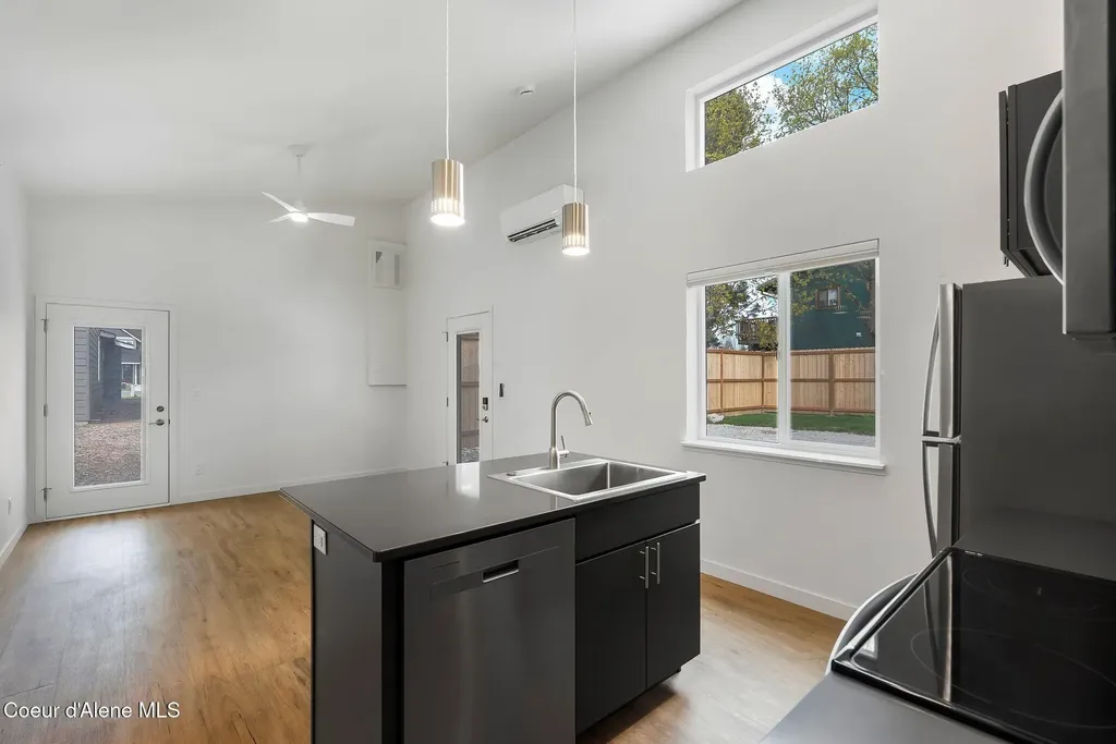 1608 Cedar Street Sandpoint ID 83864