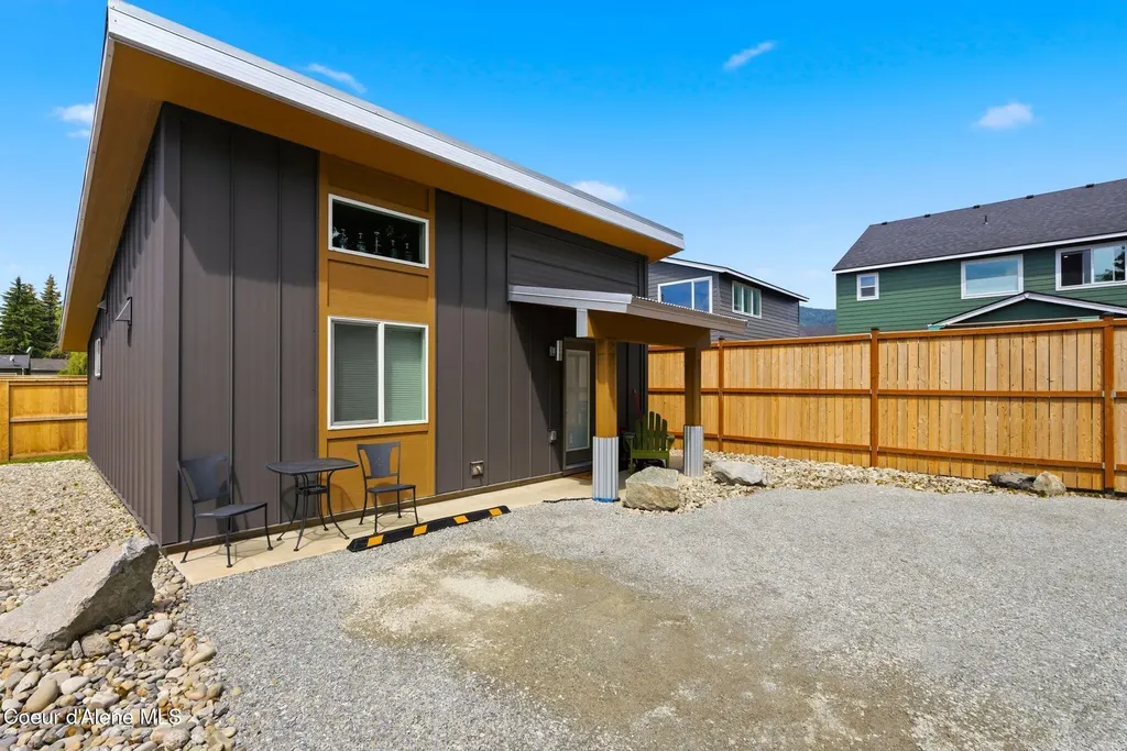 1608 Cedar Street Sandpoint ID 83864