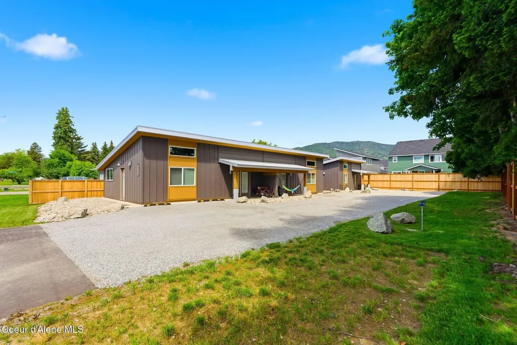 1608 Cedar Street Sandpoint ID 83864
