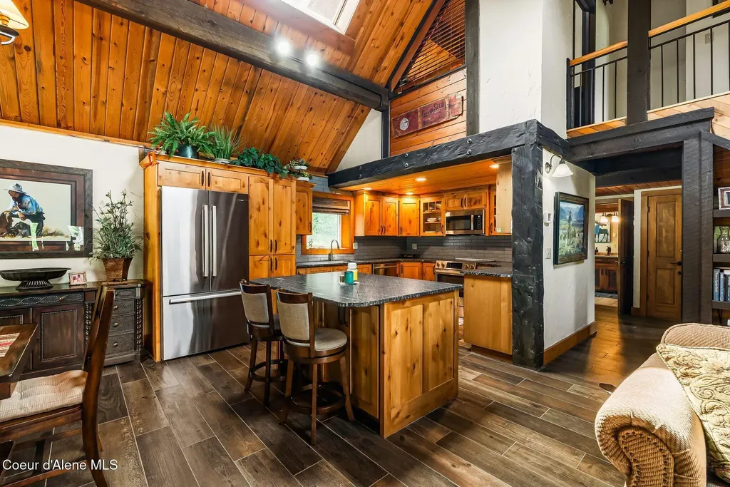 13962 Dufort Road Priest River ID 83856