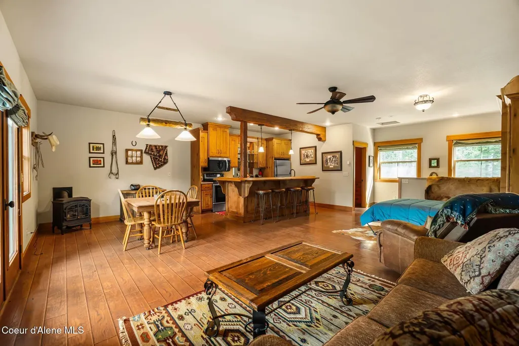 13962 Dufort Road Priest River ID 83856