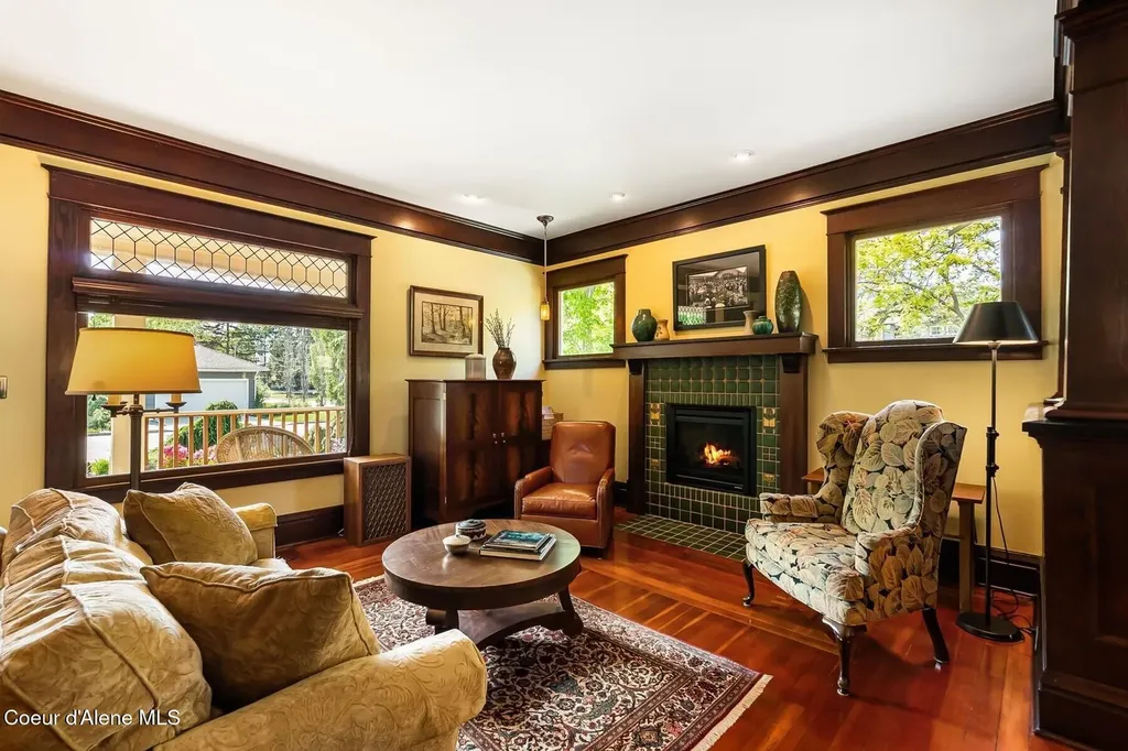 501 S Second Avenue Sandpoint ID 83864