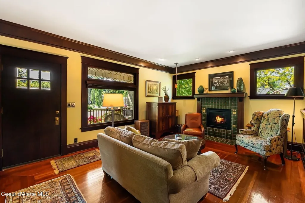 501 S Second Avenue Sandpoint ID 83864