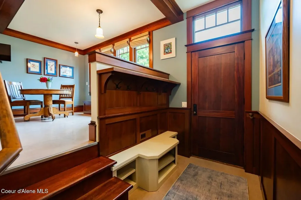 501 S Second Avenue Sandpoint ID 83864