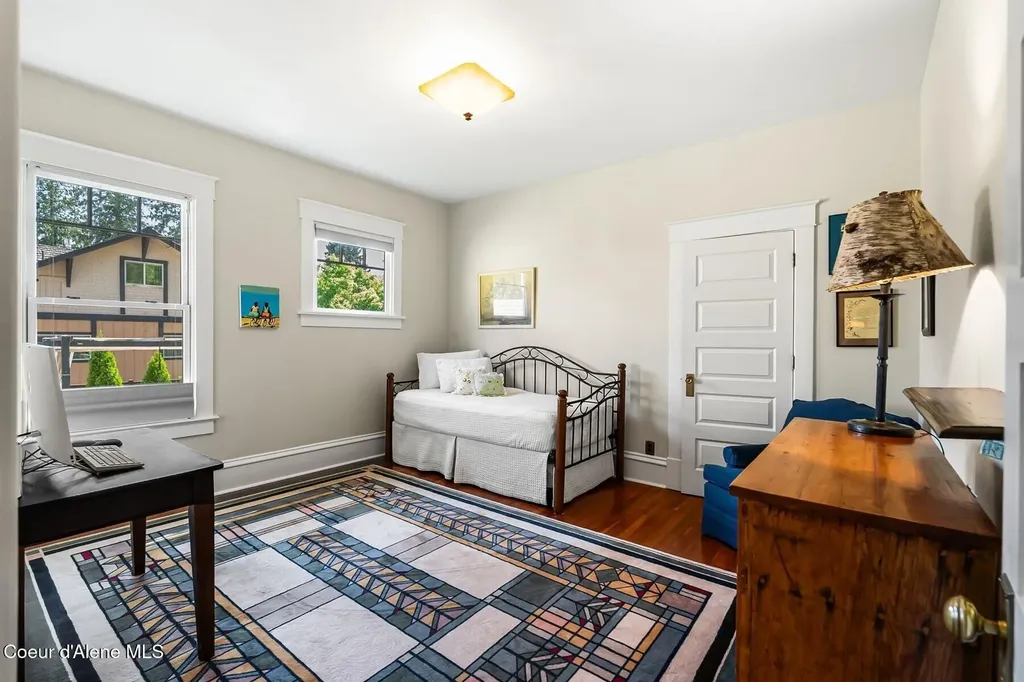 501 S Second Avenue Sandpoint ID 83864