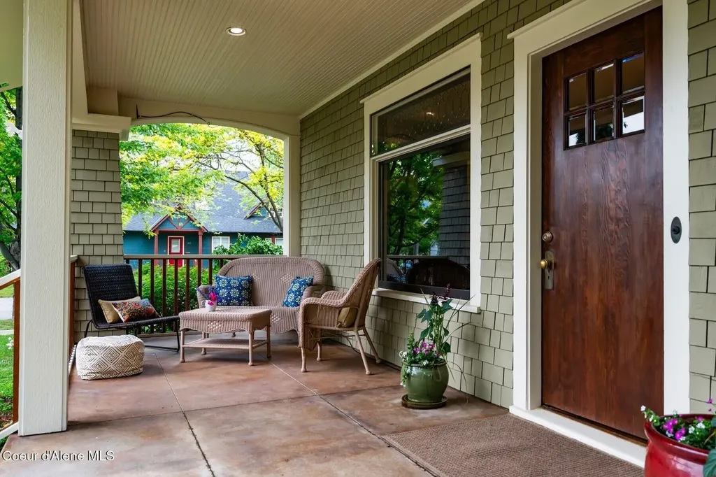 501 S Second Avenue Sandpoint ID 83864