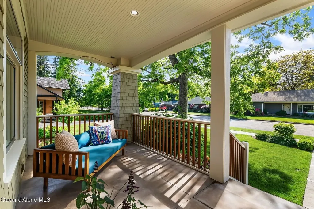 501 S Second Avenue Sandpoint ID 83864