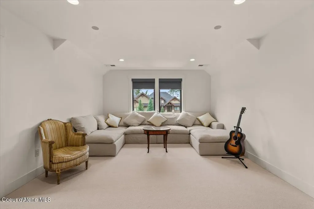 11696 N Burdock Court Hayden ID 83835