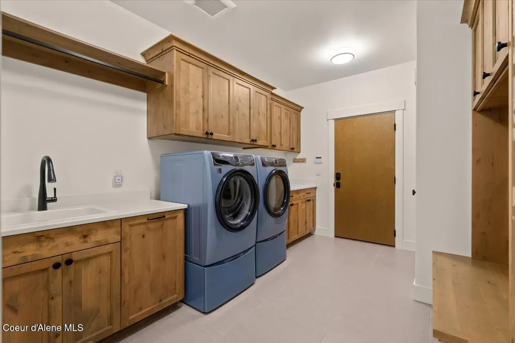 11696 N Burdock Court Hayden ID 83835