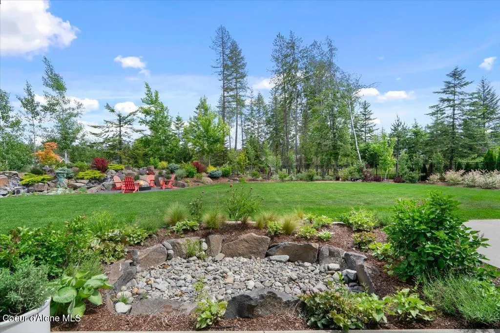 11696 N Burdock Court Hayden ID 83835