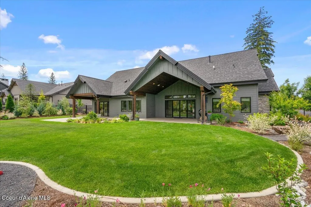 11696 N Burdock Court Hayden ID 83835