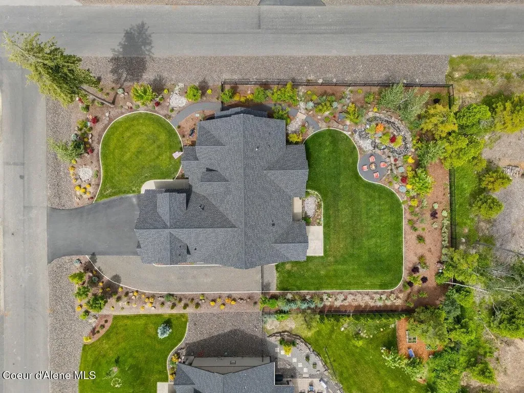 11696 N Burdock Court Hayden ID 83835